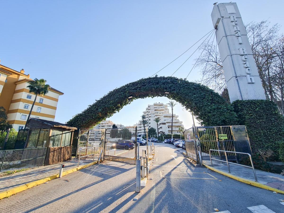 בנאלמדנה Parking Privado Benalbeach מראה חיצוני תמונה