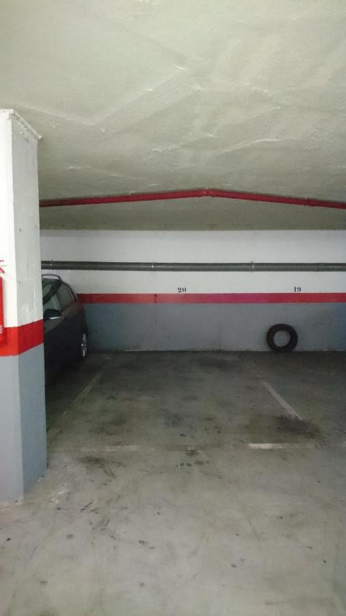 בנאלמדנה Parking Privado Benalbeach מראה חיצוני תמונה