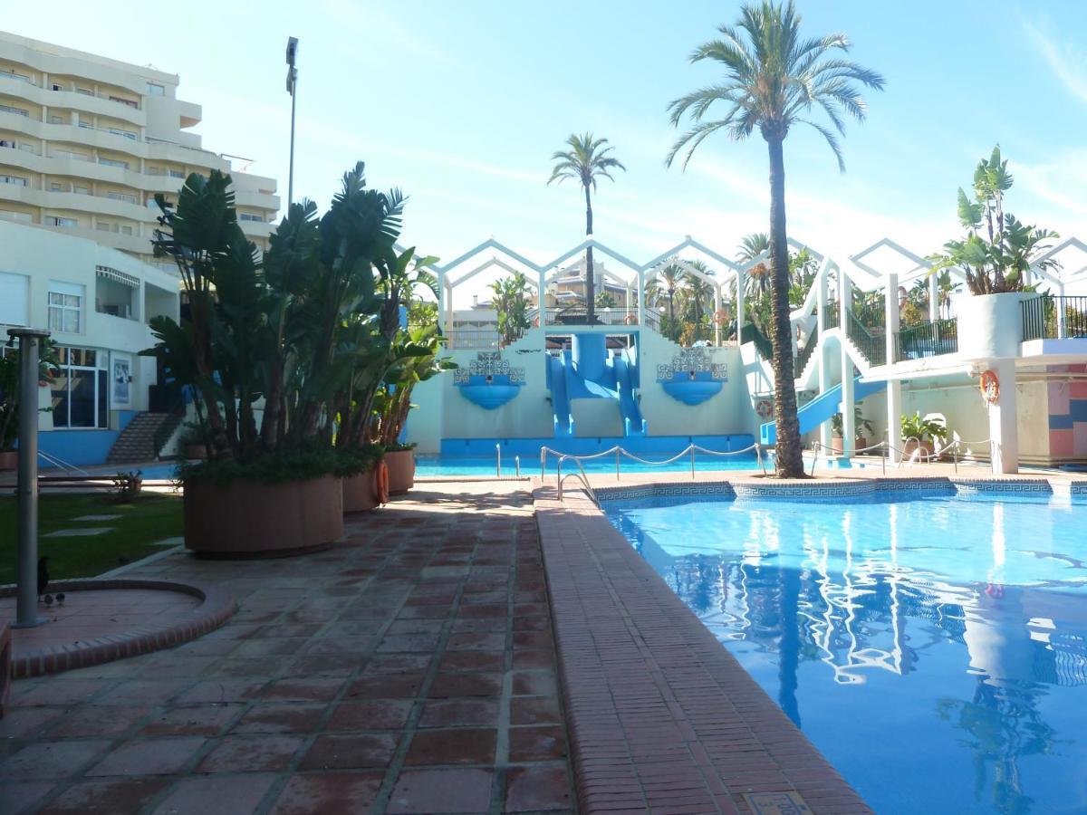 בנאלמדנה Parking Privado Benalbeach מראה חיצוני תמונה